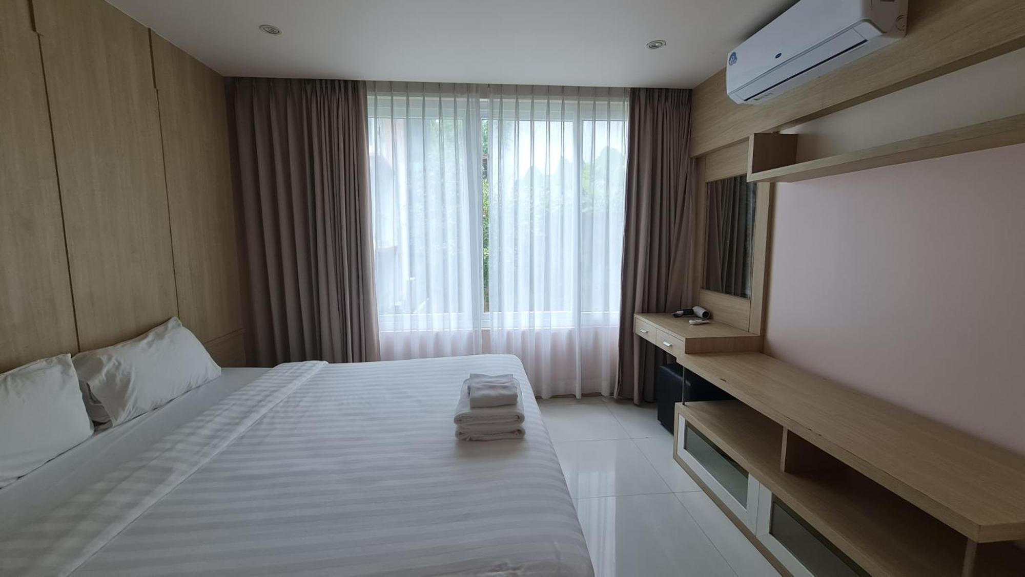 The Baycliff Residences Hotell