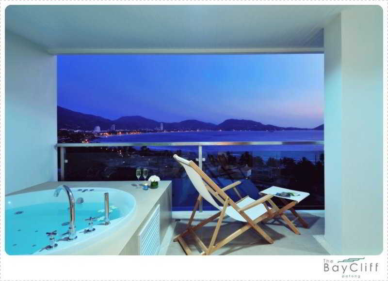 The Baycliff Residences Hotell 4*