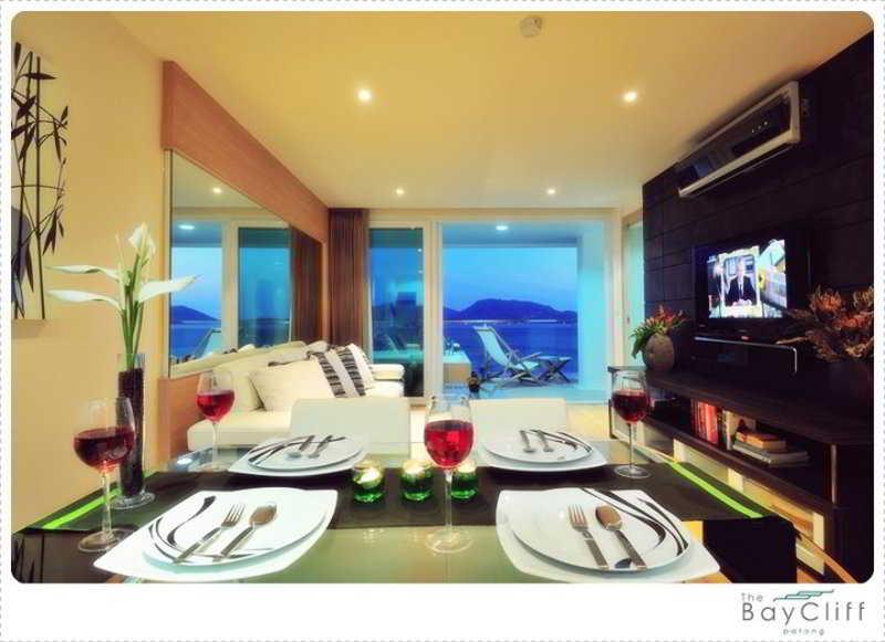 Hotell The Baycliff Residences Patong