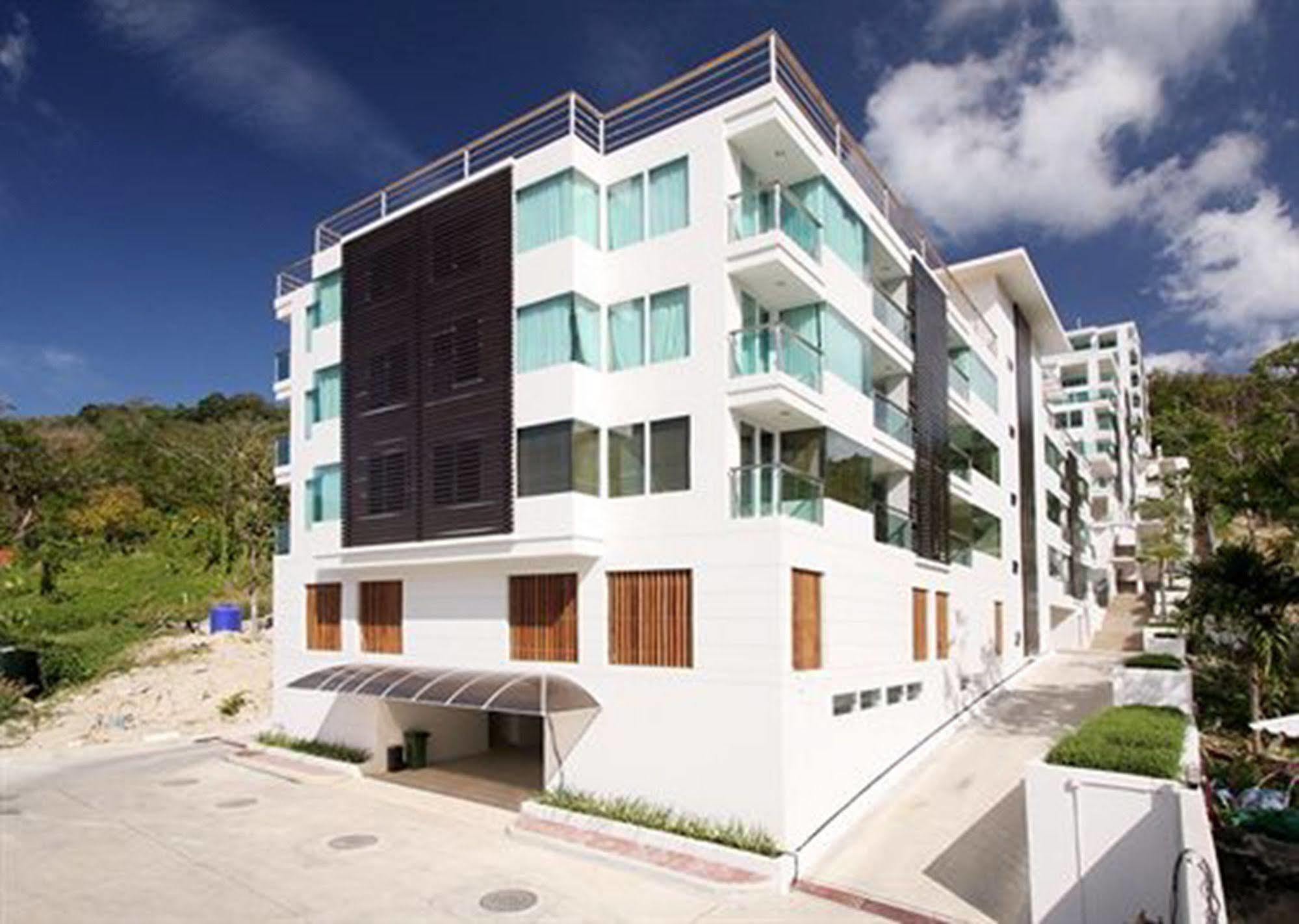 The Baycliff Residences Hotell
